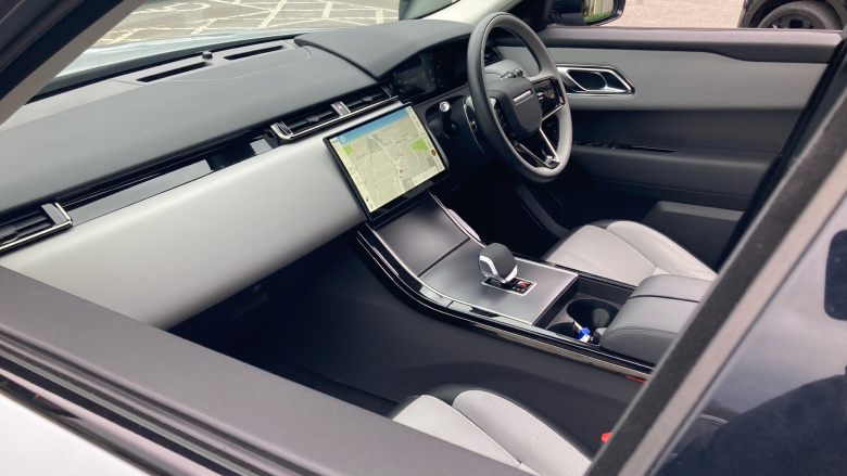 Land Rover Range Rover Velar 2.0 D200 MHEV Dynamic HSE 5dr Auto Diesel Estate